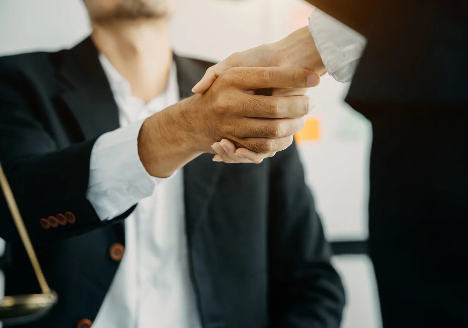 What To Do If an Insurance Adjuster Calls Immediately After a Fall at a Business in Philly