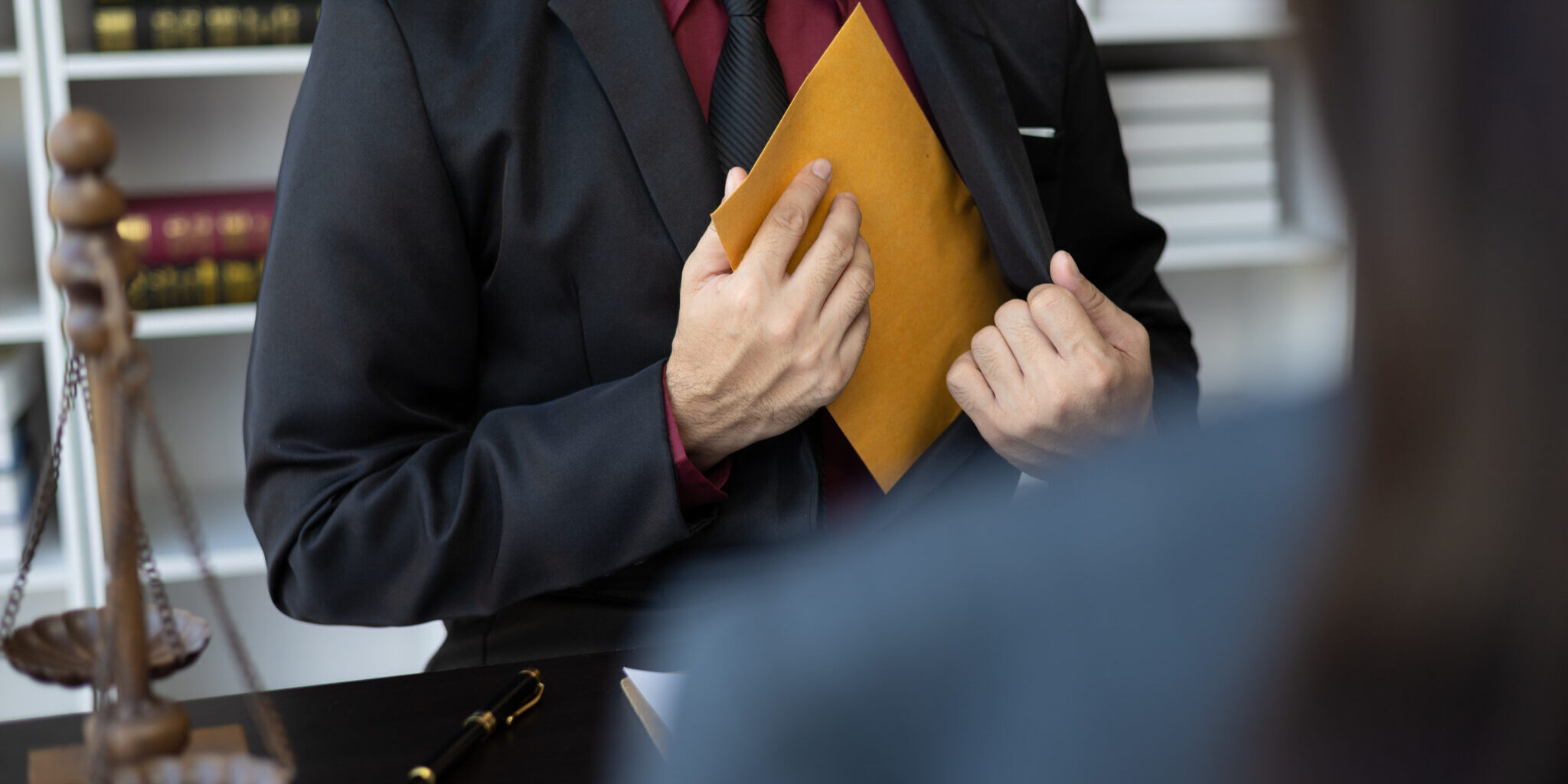 personal injury lawyer
